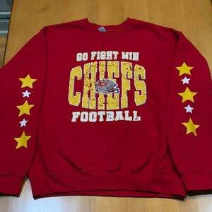 Red kansas city chiefs crewneck